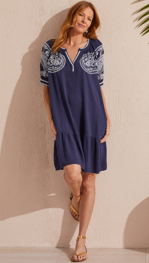 NOTCH NECK DRESS WITH EMBROIDERY