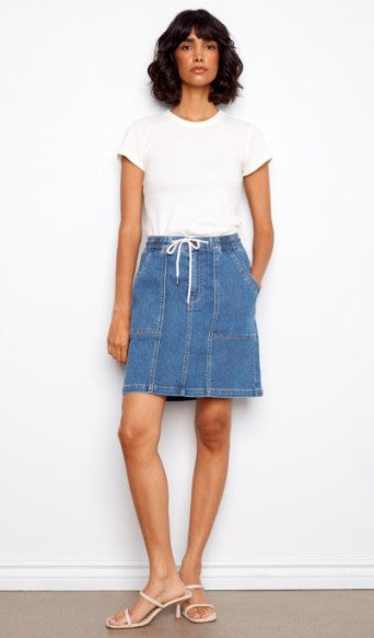 DRAWSTRING SKORT W/PATCH POCKETS
