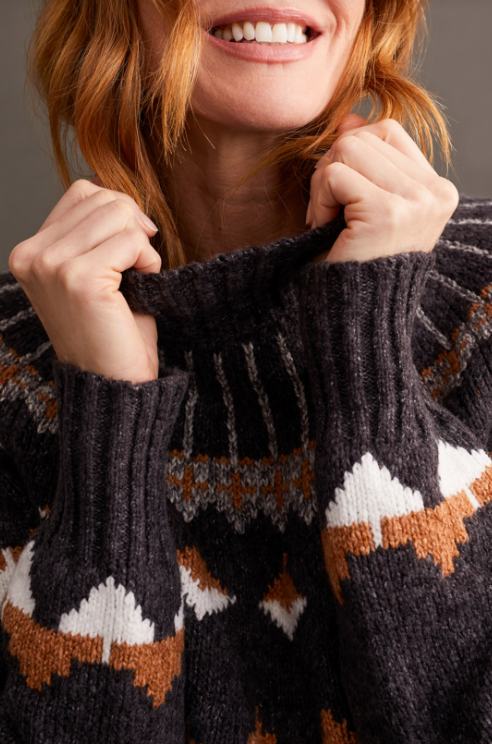 MOCK NECK INTARSIA SWEATER