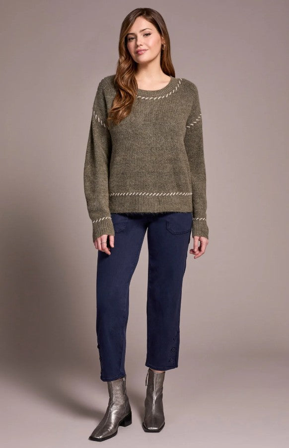 SADDLE STITCH CREW NECK SWEATER