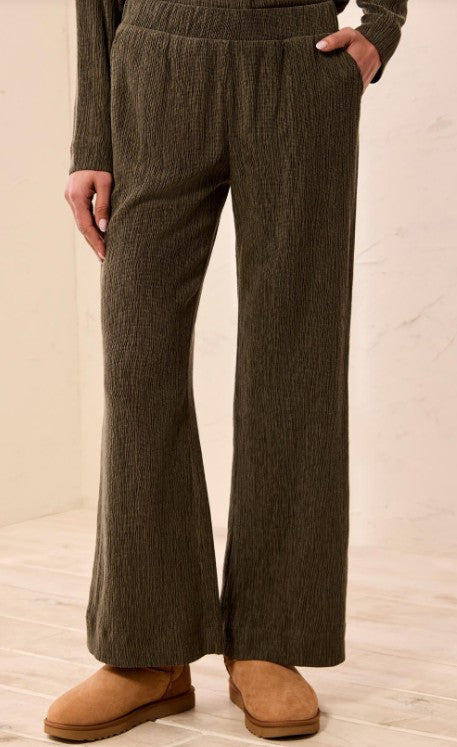 CRINKLE FLOWY WIDE LEG PANTS