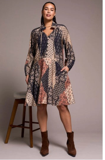 RAGLAN PATCHWORK DRESS