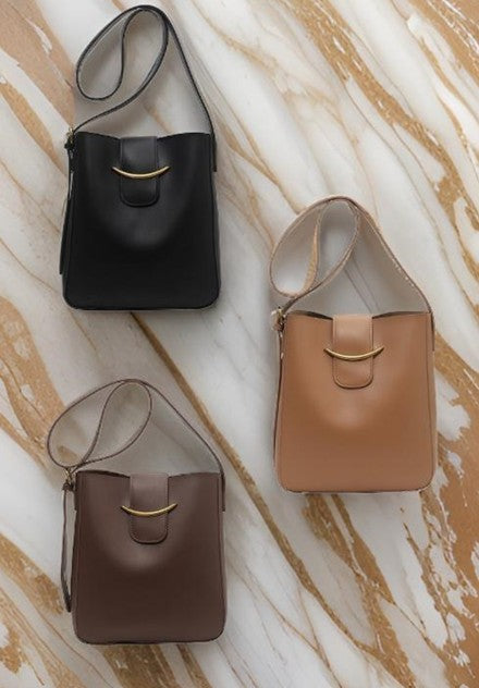 VEGAN LEATHER CROSSBOY MESSENGER BAG