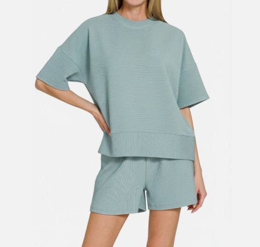 RIBBED SHORTS W/POCKETS