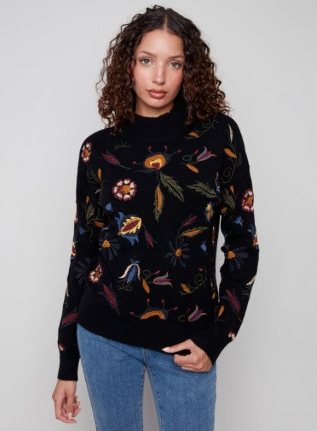 FALL EMBROIDERD SWEATER