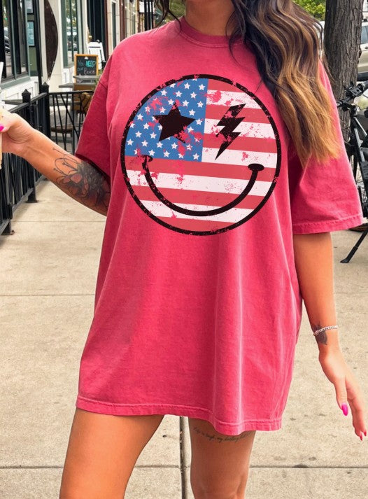 HAPPY USA GRAPHIC TEE