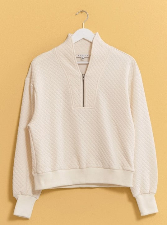 QUILTED QUARTER ZIP SWEATSHIRT