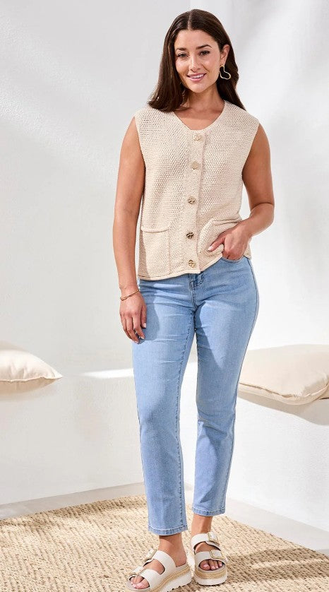 SWEATER VEST W/FANCY BUTTONS