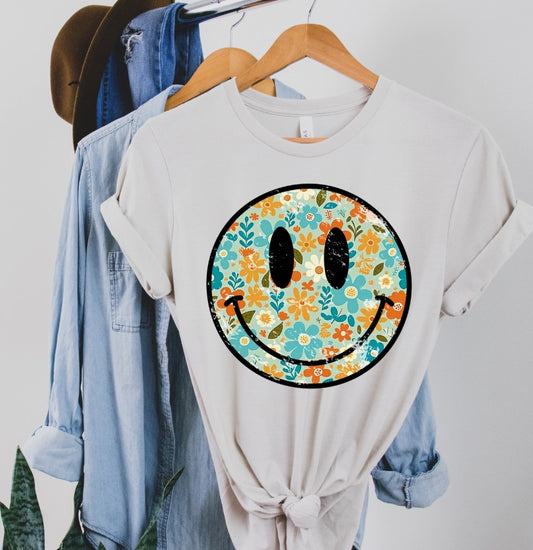 SMILEY GRAPHIC TEE