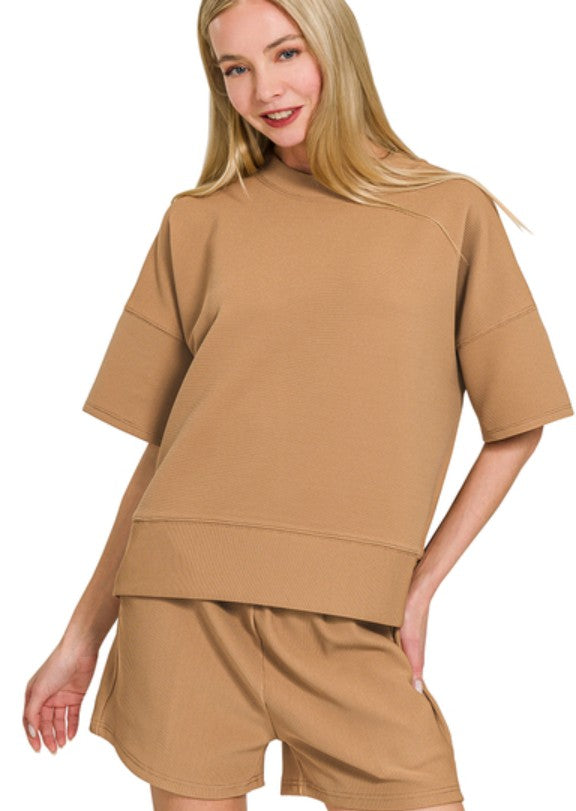 RIBBED BANDED TEE