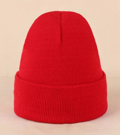 BASIC RED BEANIE